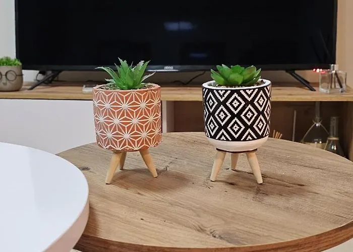 아파트 Bright 티라나