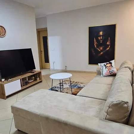 Bright דירה טיראנה